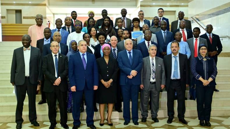 الجزائر تكوّن دبلوماسيين شباب من 20 دولة إفريقية