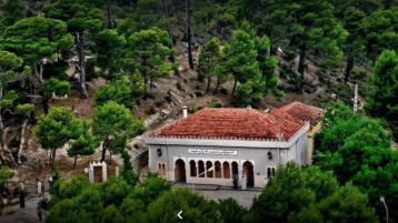 زاوية اوقري تكرِّم الذكاء