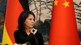 الصين تحتجّ على ألمانيا بسبب تصريح “سخيف للغاية” لوزيرة خارجيتها