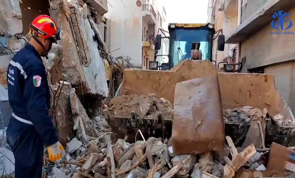 Inondations en Libye: 47 corps sans vie retirés par les équipes de la PC algérienne à Derna
