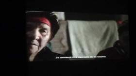 La rockeuse du désert يوثق صلابة اللبؤة البشارية