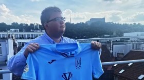 رجل أعمال يدفع أكثر من ربع مليار حتّى يلعب ابنه 10 دقائق!