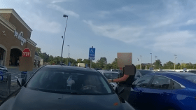 بالفيديو.. مقتل سيدة حامل برصاص شرطي أمريكي لهذا السبب!