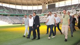 “مُحاربو الصّحراء” يبدأون رحلة المونديال من ملعب براقي