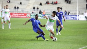 لماذا أصرّ بلماضي على السّباحة مع “القروش الزّرقاء”؟