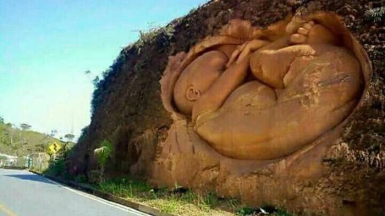 هذه قصة منحوتة الجنين التي اجتاحت الشبكات ورافقتها عديد الشائعات!