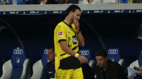 المنتخب الوطني دون دفاع.. وبن سبعيني الاستثناء