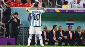 فان خال: لقد خطّطوا في الخفاء لِكي يفوز ميسي بِكأس العالم 2022