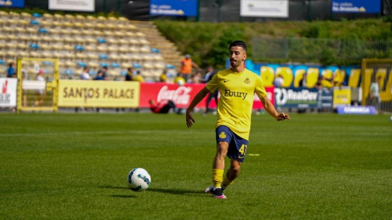 بداية “مغامرات” عمورة في بلجيكا