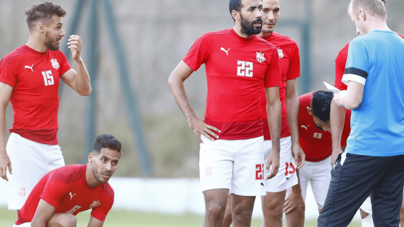 تعيين طاقم تحكيم مباراة شباب بلوزداد وبورنجرز