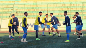 منع 9 أندية من انتداب لاعبين جدد