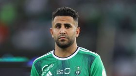 بِالفيديو: محرز يُكرّر سيناريو مُخالفة وهدف مُواجهة السنيغال