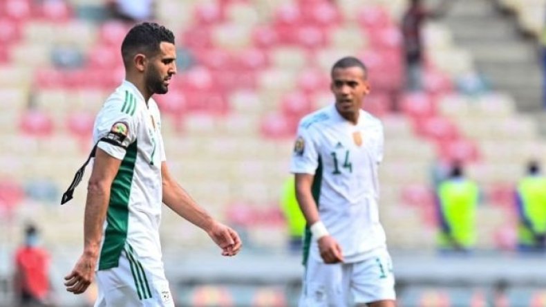 بِالفيديو: بن دبكة يُلحق بِمحرز أوّل خسارة