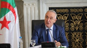 وزير المالية يلتقي بعثة صندوق النقد الدولي إلى الجزائر