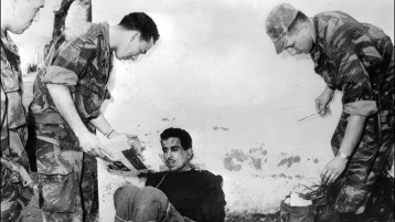 جرائم فرنسية في الجزائر بأعين.. فرنسية!