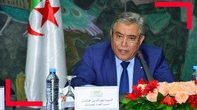 فضائح الفساد وراء سقوط المدير العام للجمارك