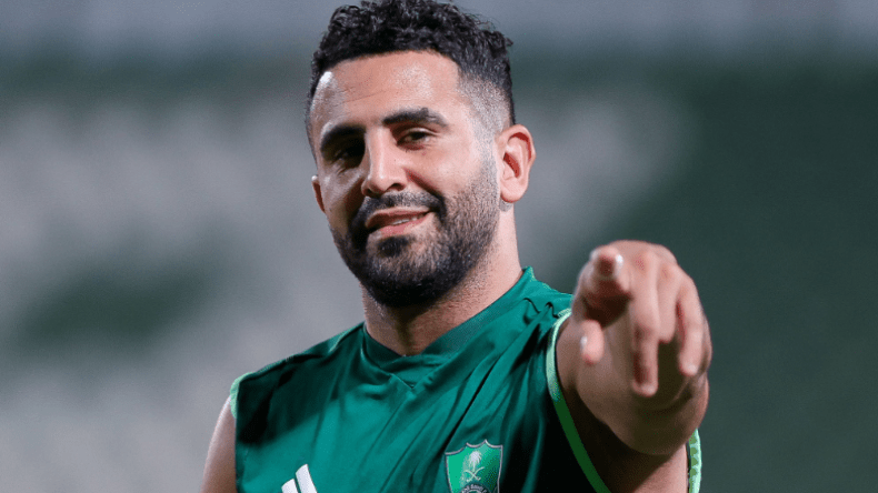 محرز يوجه رسالة لجماهير الأهلي قبل مواجهة الاتفاق(فيديو)