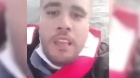 بعد فراره نحو أوروبا.. هذا ما قاله مغربي سرق تبرعات ضحايا الزلزال! (فيديو)