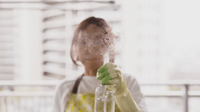 ما لا تعرفونه عن هوس التنظيف والإفراط في استخدام المعقمات والمطهرات