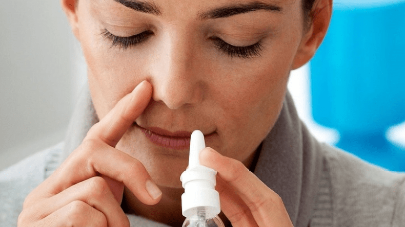 بالفيديو.. طبيب بريطاني يشرح أهمية تنظيف الأنف يوميا قبل النوم