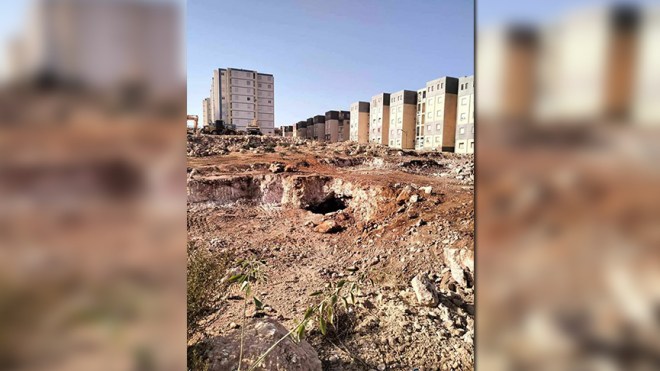 ظهور مغارة قديمة يثير طوارئ بوهران
