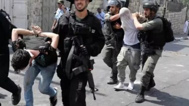 Six Palestiniens arrêtés par les forces d’occupation sionistes en Cisjordanie