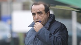 ناصر سنجاق يتهم مدرب فرنسا ديديه ديشان بالضغط على غويري