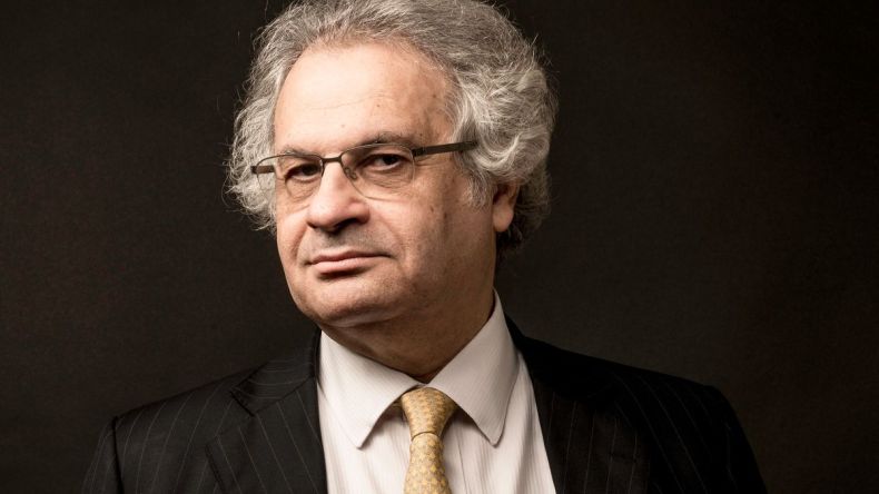 كاتب عربي ينتخب أمينا عاما مدى الحياة للأكاديمية الفرنسية