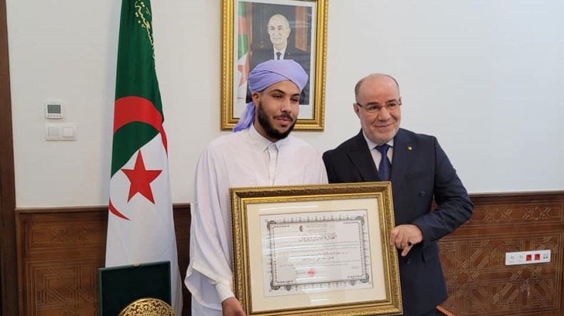 تكريم القارئ سعد سليم المتوّج بالرتبة الثانية في مسابقة الملك عبد العزيز