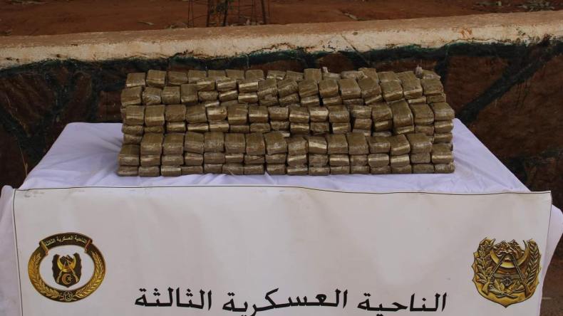 إحباط محاولات إدخال 8 قناطير من الكيف عبر الحدود المغربية