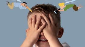 يطوفون حول أولادهم كالحوامة.. هل أنت من صنف الآباء الهليكوبتر؟