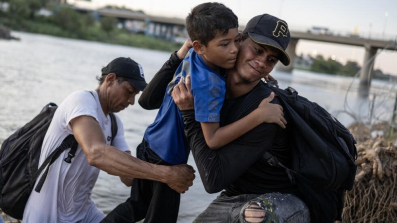 Accord entre l’administration américaine et des familles de migrants séparées