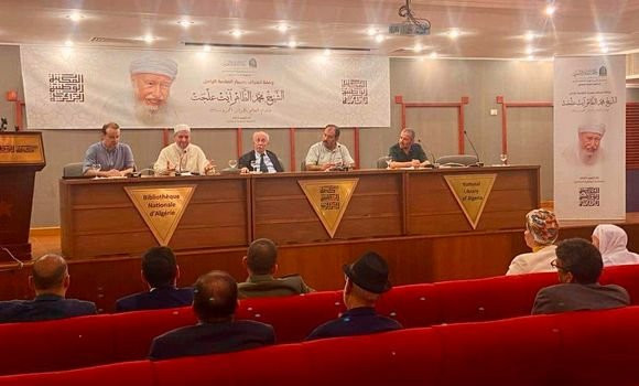 Hommage à la mémoire de Cheikh Mohamed Tahar Aït Aldjet à Alger