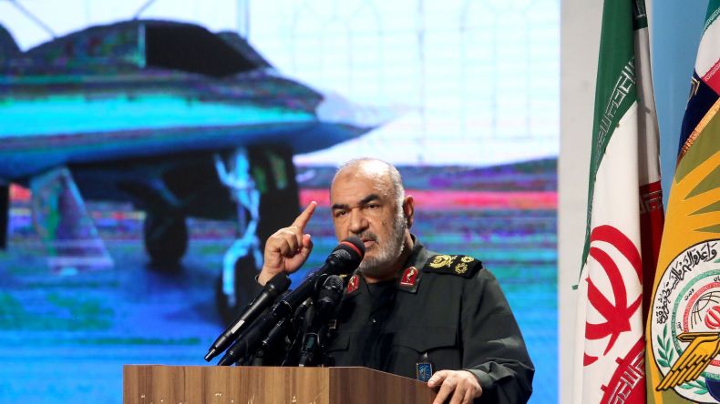 قائد الحرس الثوري الإيراني: إذا أقدم الصهاينة على هجوم بري في غزة فسيدفنون فيها