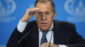 دول أوروبية تحظر دخول السيارات الروسية.. تعليق حادّ من لافروف