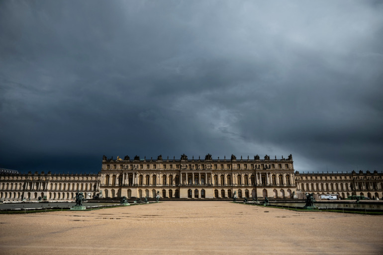 Le château de Versailles de nouveau évacué après une alerte à la bombe