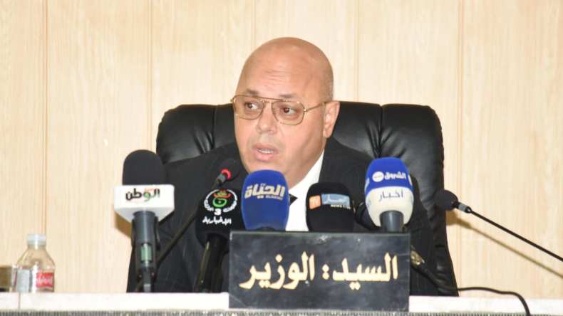 وزير المجاهدين يكشف عن موعد عرض فيلم “العربي بن مهيدي”