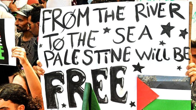 الجزائريّون بصوت واحد: “أوقفوا العدوان.. لا للتطبيع والخيانة”