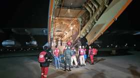 انطلاق أولى الطائرات العسكرية المحملة بالمساعدات الإنسانية إلى غزة (فيديو)