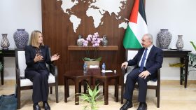 رئيس الوزراء الفلسطيني: الأولوية الآن هي وقف عدوان الاحتلال على غزة