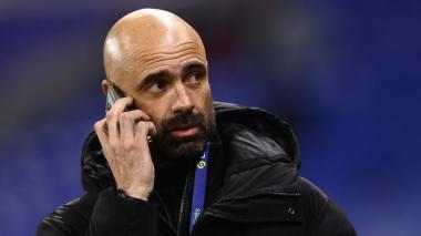 Un ancien entraîneur de l’OL devrait atterrir à la JSK ou au CSC