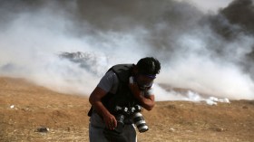 استشهاد صحفيين في غارة إسرائيلية استهدفت “مكان عملهم” بغزة (فيديو)