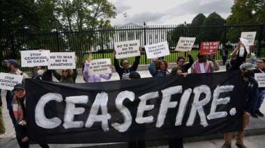 Militants juifs propalestiniens manifestent devant la Maison-Blanche pour mettre fin au génocide à Gaza