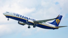 Terrifiant! Un avion atterrit en urgence pour une porte laissée ouverte