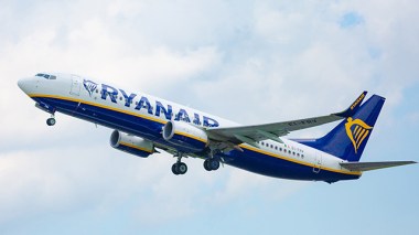 Terrifiant! Un avion atterrit en urgence pour une porte laissée ouverte