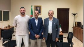 سعدي يستقبل عنتر يحي ومسؤولا في اتحاد الكرة لِشمال إفريقيا