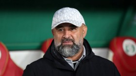 المدرب بن شيخة يرمي المنشفة