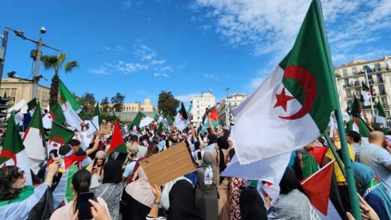 المشهد الثقافي العربي يعلن الحداد تضامنا مع فلسطين ورقعة الإدانة تتوسع