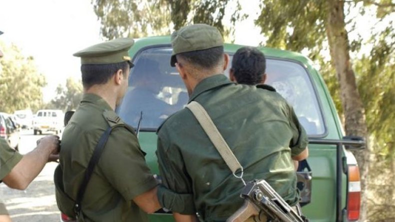 شاب يقتني الدواء من الخارج لبيعه لمرضى القلب وتحصيل فوائد مالية بقسنطينة