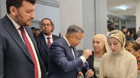 بداري يشدد على مرافقة حاملي المشاريع المبتكرة